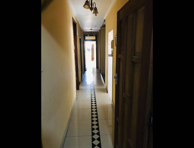 14 BEDROOM HOUSE FOR SALE IN RESERVOIR HILLS